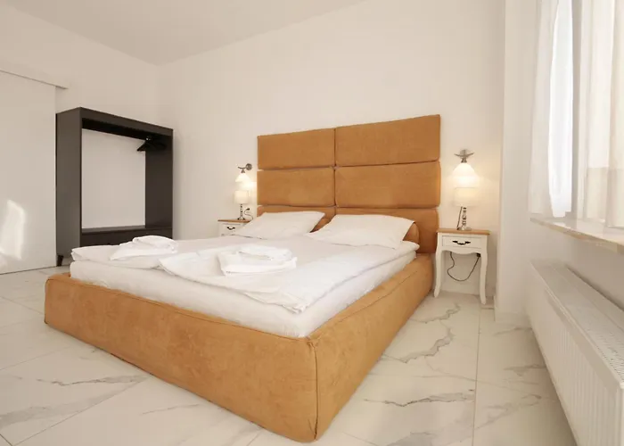 Onyx By Baltic 米兹多洛杰